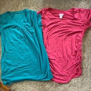 2 motherhood maternity t-shirts Xs and s